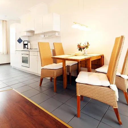 H-boot Apartment *